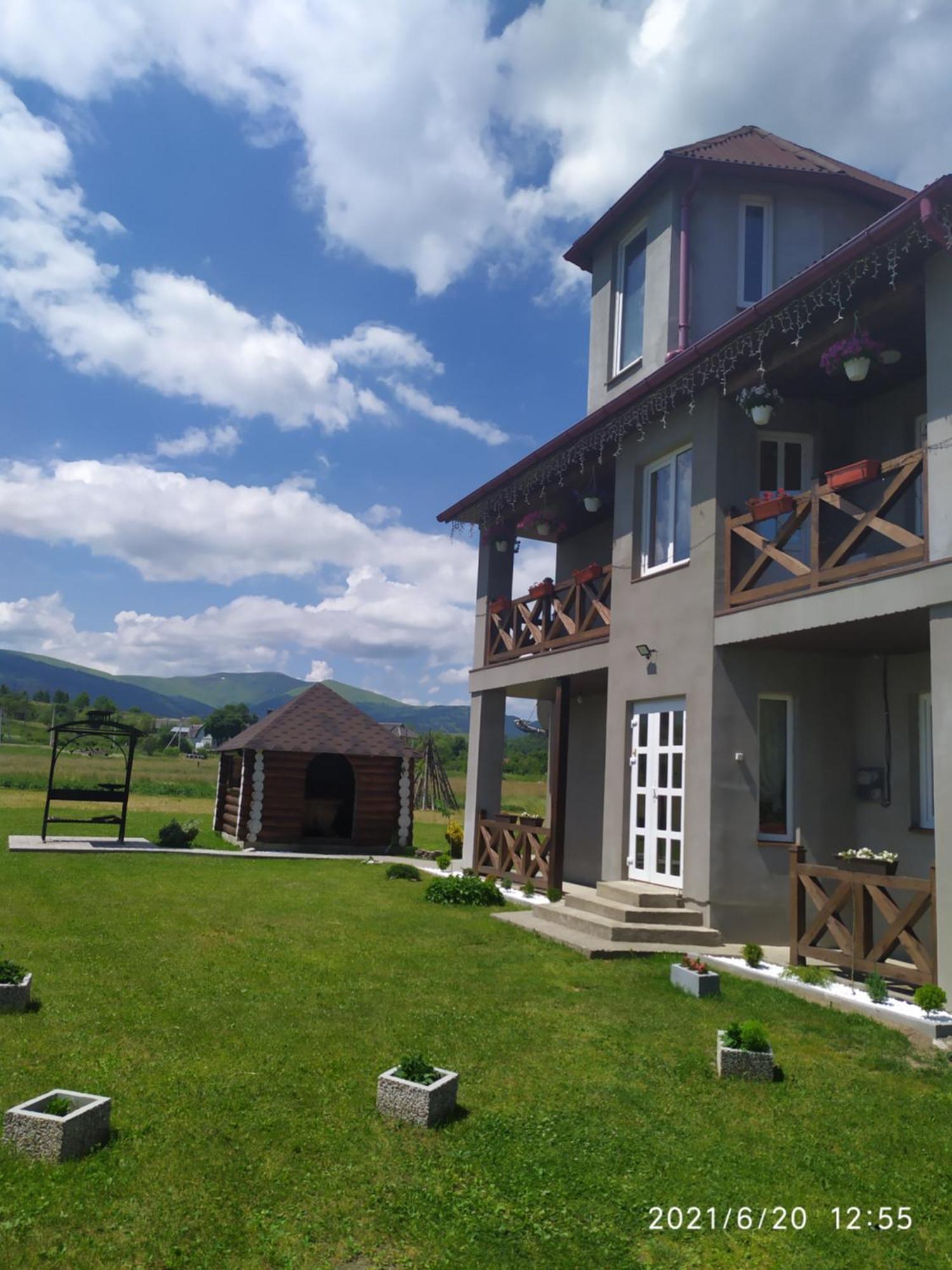 Карпатські Зорі Villa Pilipets Rom bilde